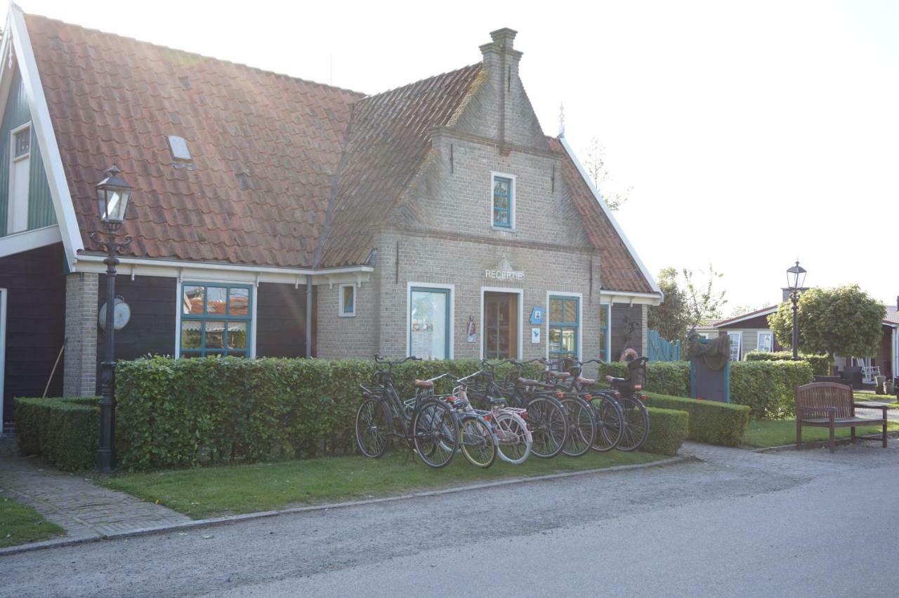 Vakantieverblijf Aan De Dijk Hippolytushoef Exterior foto